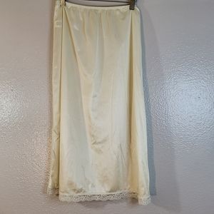 Vintage Deena Lace Trim Slip